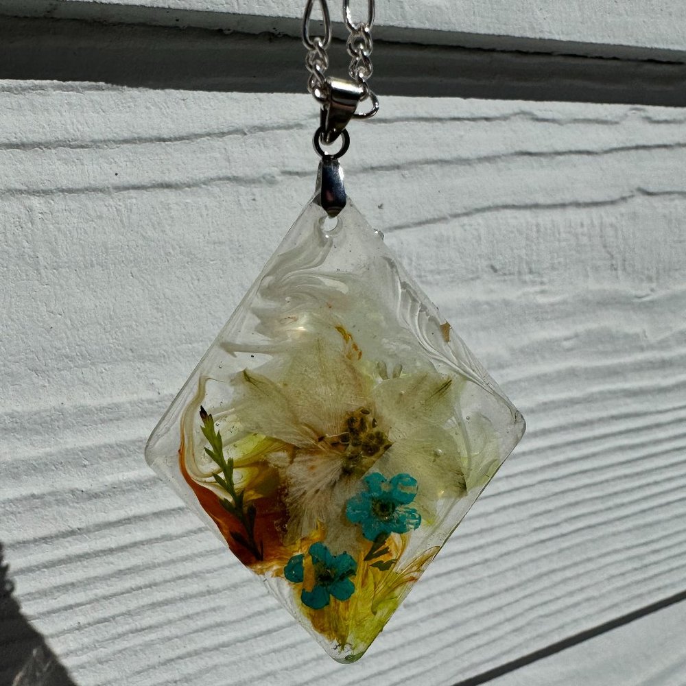 Necklace and pendant